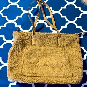 Tan Sherpa Zippered Totes